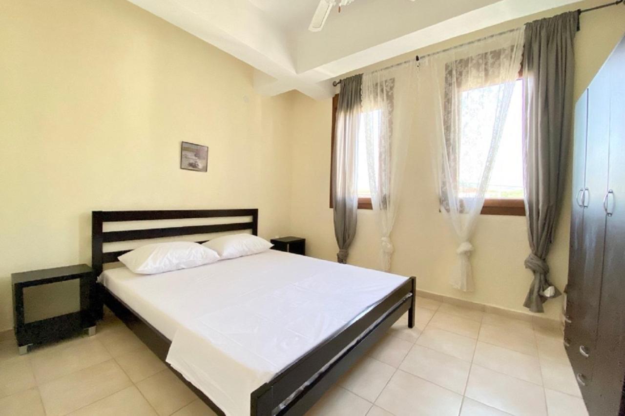 Vladi Guest House Gerakini Sithonia Ngoại thất bức ảnh